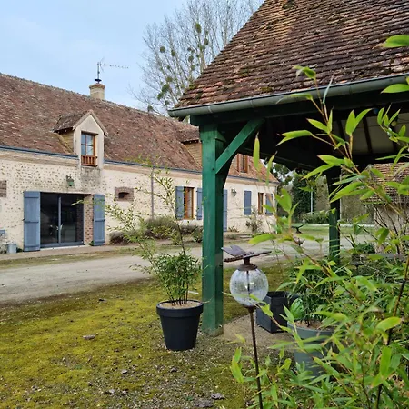 L'aupinouse Double Chardon, Au 1er Etage Avec Salle D'eau Privative ベッド・アンド・ブレックファスト